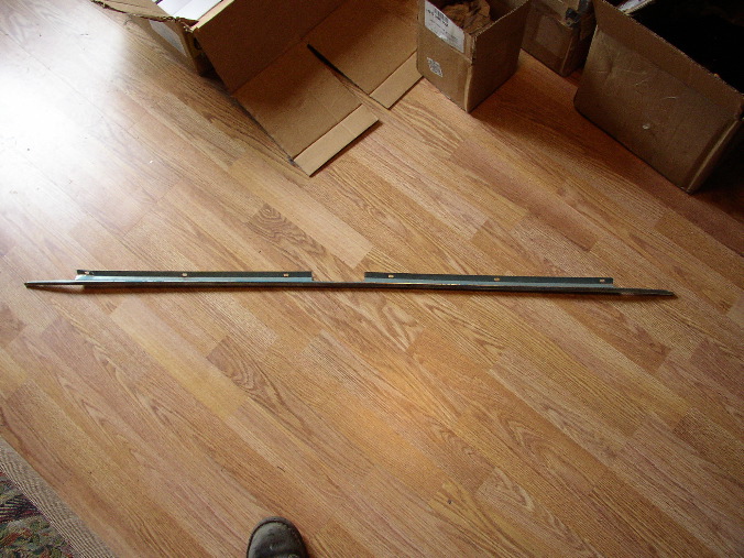 lipmoulding